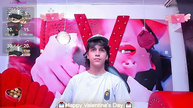 Snapshot of alex_477 chatting on February 2025 02:33:02 PM alex 477 online show from February 2025 02:33:02 PM