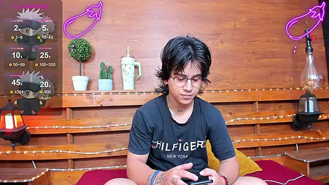 Snapshot of alex_477 chatting on March 2025 11:36:02 AM alex 477 online show from March 2025 11:36:02 AM