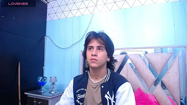 Snapshot of alex_477 chatting on March 2025 11:27:01 AM alex 477 online show from March 2025 11:27:01 AM