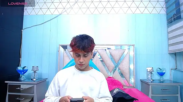 Snapshot of alex_477 chatting on September 2025 11:21:01 AM alex 477 online show from September 2025 11:21:01 AM