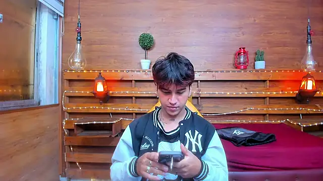 Snapshot of alex_477 chatting on September 2025 11:36:02 AM alex 477 online show from September 2025 11:36:02 AM