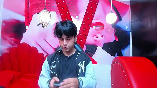 Snapshot of alex_477 chatting on October 2025 11:28:02 AM alex 477 online show from October 2025 11:28:02 AM