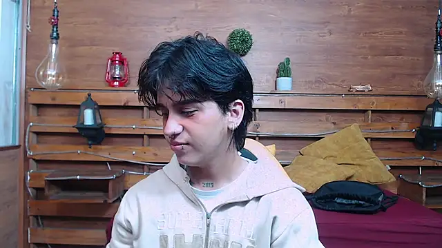 Snapshot of alex_477 chatting on November 2025 11:43:02 AM alex 477 online show from November 2025 11:43:02 AM