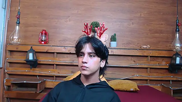 Snapshot of alex_477 chatting on December 2025 11:37:01 AM alex 477 online show from December 2025 11:37:01 AM