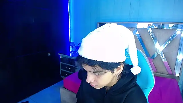 alex 477 online show from December 2025 11:36:02 AM