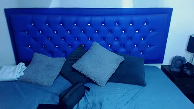 kiwii nasty online show from November 2025 08:20:01 PM