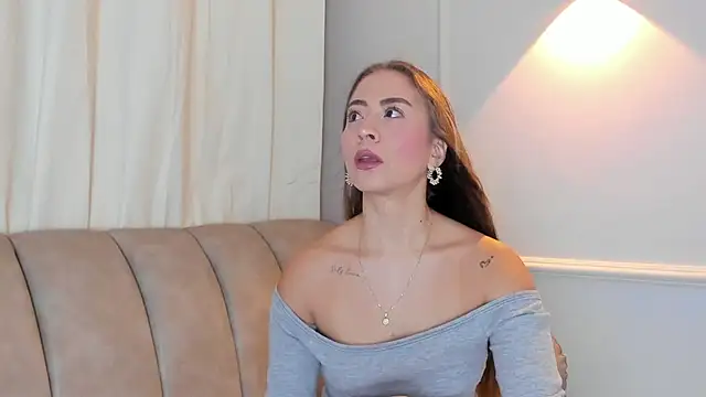 Snapshot of Lia_walton chatting on February 2025 11:51:01 AM Lia walton online show from February 2025 11:51:01 AM