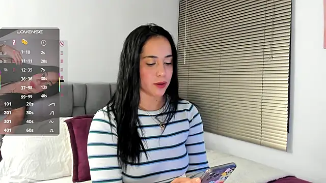 Gigi-bom online show from November 2025 12:09:02 AM