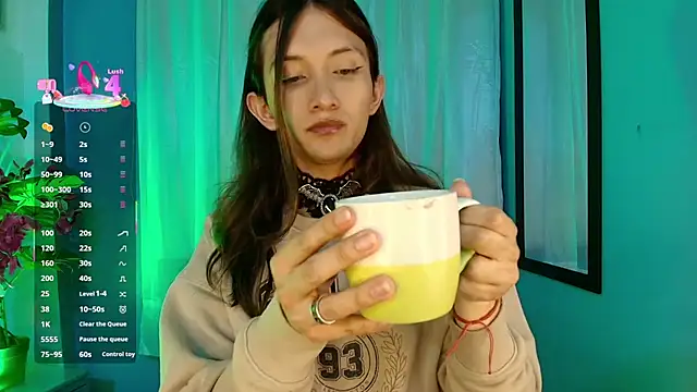 Feniix   online show from February 2026 05:03:02 AM