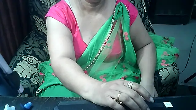 Snapshot of Punambhabisexy chatting on July 2026 10:40:01 AM Punambhabisexy online show from July 2026 10:40:01 AM