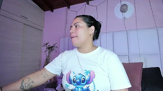 kiana cream online show from September 2025 12:30:01 PM