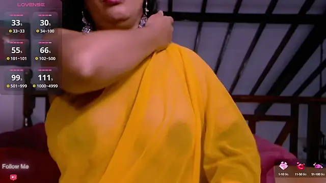 Snapshot of Ruvi_Queen chatting on October 2025 07:41:01 AM Ruvi Queen online show from October 2025 07:41:01 AM