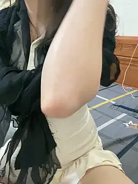 Ruby bear online show from March 2025 12:53:02 PM