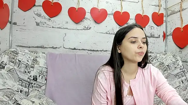 Snapshot of Tiny_JuJu chatting on September 2025 01:18:02 AM Tiny JuJu online show from September 2025 01:18:02 AM