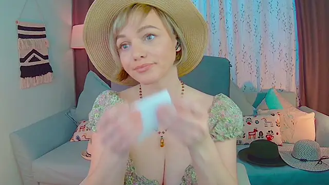 NandiSmile online show from February 2025 02:34:01 PM