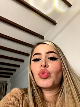 natashasweet online show from September 2025 12:21:01 AM