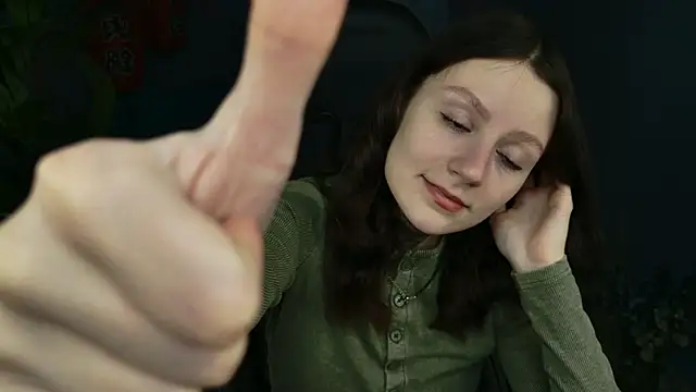 VeliraBraitberg online show from February 2025 11:14:02 AM