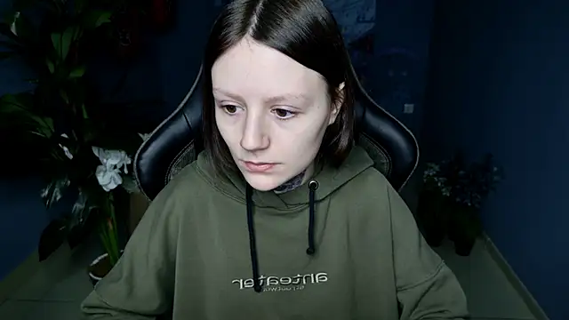 VeliraBraitberg online show from March 2025 05:06:02 AM