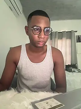 Snapshot of Arwens_bell08 chatting on March 2025 02:43:02 PM Arwens bell08 online show from March 2025 02:43:02 PM