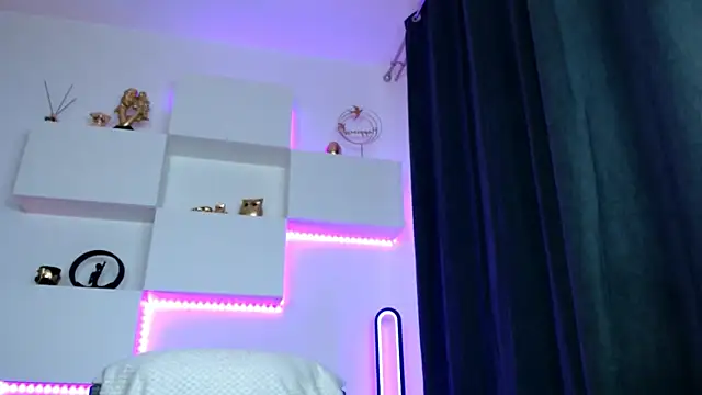 arianatattoos online show from April 2026 05:51:02 AM