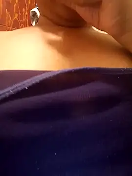 Snapshot of Blueecherry chatting on December 2024 08:11:01 PM Blueecherry online show from December 2024 08:11:01 PM