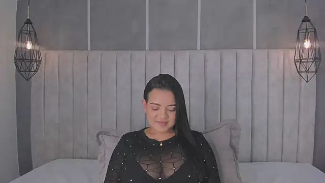 lea gray online show from February 2025 07:25:02 PM