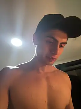 Stiven CL online show from February 2026 02:55:02 AM