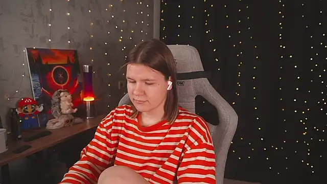 cuteamberlyyy online show from April 2026 12:34:01 AM