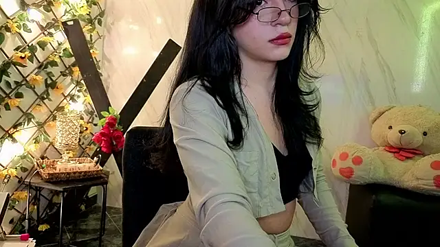 Snapshot of jeimy_garcia chatting on May 2026 12:11:02 PM jeimy garcia online show from May 2026 12:11:02 PM