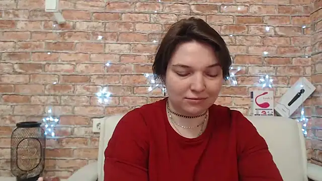 Amelia Kiss  online show from February 2026 12:50:02 AM