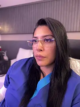 Snapshot of Sol_Miller chatting on December 2024 09:06:02 PM Sol Miller online show from December 2024 09:06:02 PM