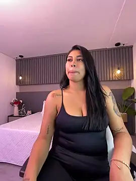 Snapshot of Sol_Miller chatting on January 2025 10:16:02 PM Sol Miller online show from January 2025 10:16:02 PM