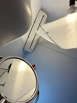 Snapshot of Sol_Miller chatting on February 2025 11:30:02 PM Sol Miller online show from February 2025 11:30:02 PM