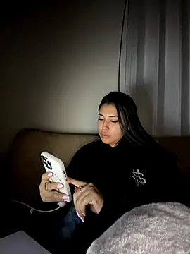 Snapshot of Sol_Miller chatting on October 2025 03:38:01 AM Sol Miller online show from October 2025 03:38:01 AM