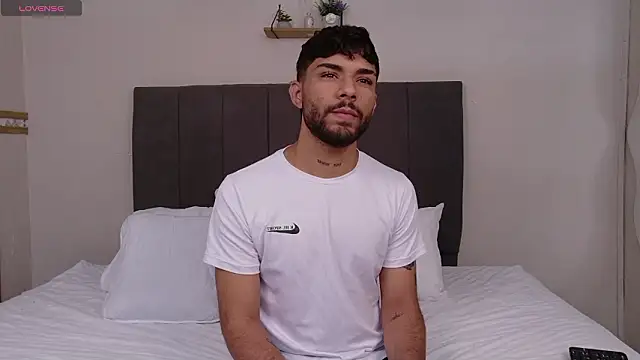 Alex BigDickkk online show from February 2026 11:59:01 AM