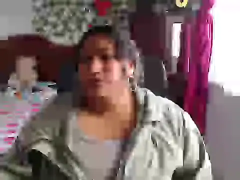 Snapshot of EmilyLove1014 chatting on December 2024 07:35:01 PM EmilyLove1014 online show from December 2024 07:35:01 PM