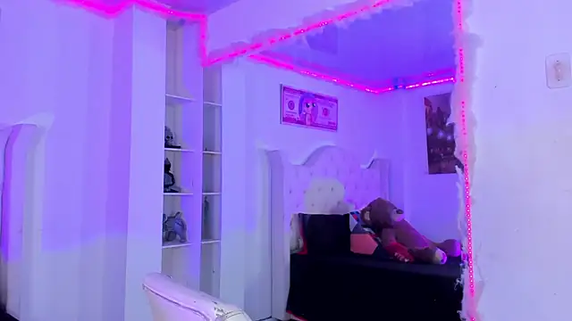 Camila Coxx online show from November 2025 06:58:02 AM