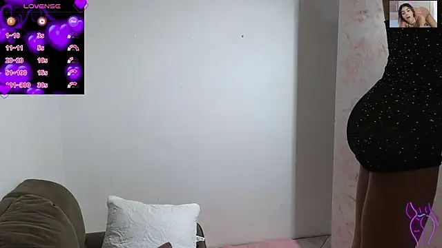 ElisaBoyer online show from October 2025 07:36:02 PM