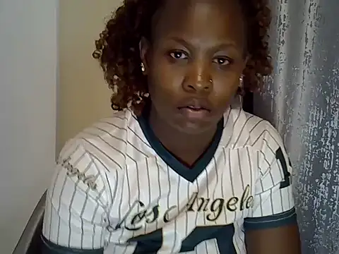 Snapshot of Sonnia_ chatting on July 2026 09:50:02 PM Sonnia online show from July 2026 09:50:02 PM