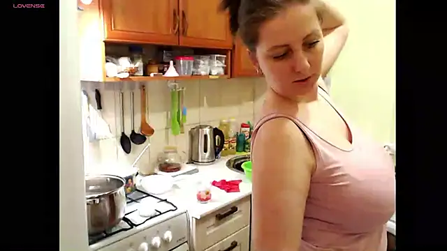 Sakura Green online show from March 2025 04:43:02 PM