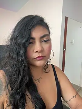 Juli Walker online show from March 2026 04:20:01 PM