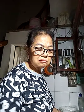 Hotestlove online show from March 2026 02:50:02 AM