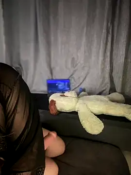 MerlyG online show from November 2025 06:24:02 AM