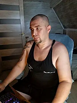 Snapshot of Foxyshaved chatting on June 2026 03:50:01 PM Foxyshaved online show from June 2026 03:50:01 PM