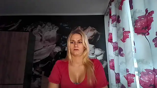 DagmarieFlirt online show from September 2025 05:12:01 AM