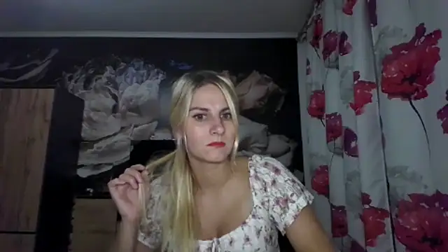 DagmarieFlirt online show from September 2025 06:24:01 PM
