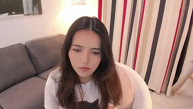 Raychell Black online show from October 2025 04:28:01 PM