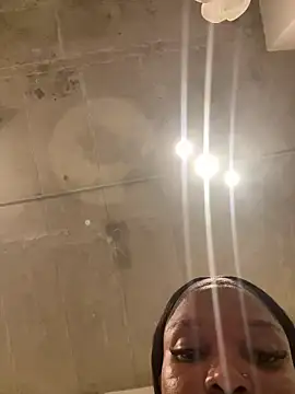 slimcateee online show from December 2025 06:27:01 PM