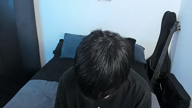 Snapshot of Aventure_Twinks chatting on June 2026 07:24:02 PM Aventure Twinks online show from June 2026 07:24:02 PM
