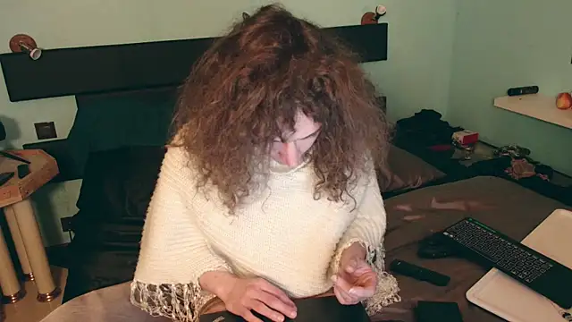 Prxscillia Tx online show from January 2025 05:23:01 PM